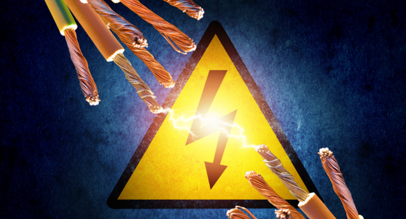 Common electrical faults: When to call a fault finding electrician in Derby