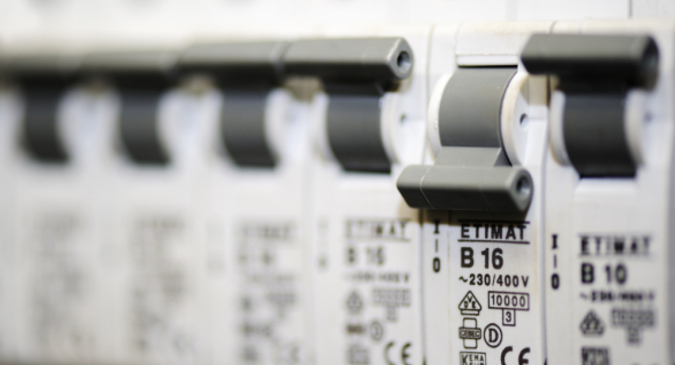 Local fuse box installer - Definitive Electrical Solutions Derby Definitive Electrical Solutions Derby Local fuse box installer.