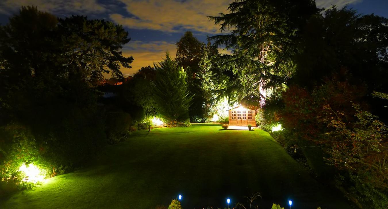 Garden and Outdoor Lighting Electrician in Nottingham and Derby